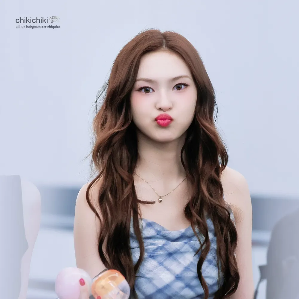 Phong cách trang điểm “cộp mác” BabyMonster gây sốt