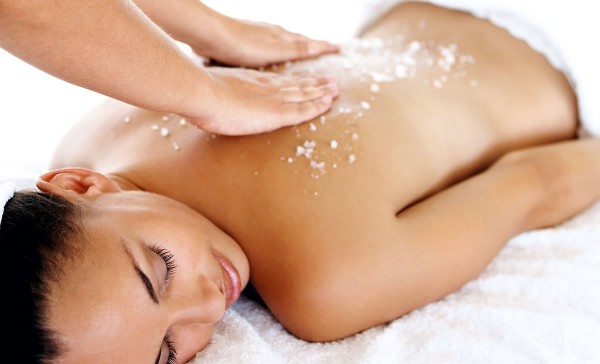 Phụ nữ Hàn Quốc gặp nhau là hỏi 