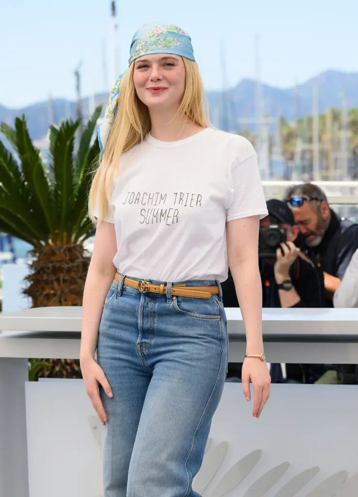 Sao Hollywood lăng xê phong cách thời trang Sao Hollywood lăng xê phong cách thời trang