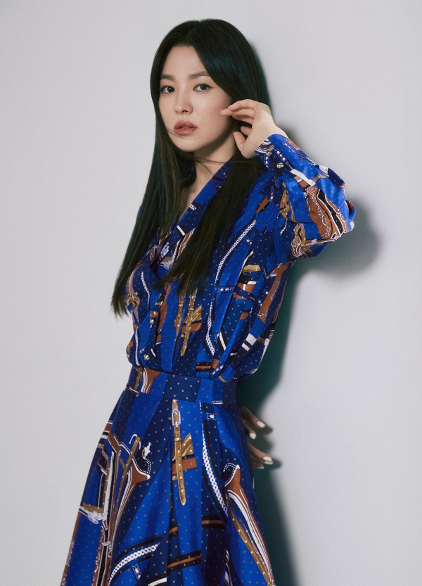 Song Hye Kyo hóa quý cô mùa thu sang trọng