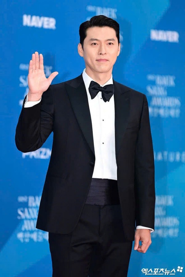 Song Hye Kyo trẻ trung với tóc ngắn, Suzy, IU mặc gợi cảm trên thảm đỏ