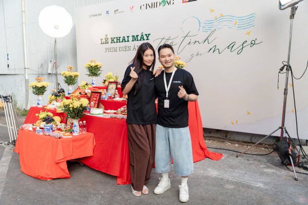 Thiên Ân dịu dàng trong ngày khai máy phim điện ảnh mới