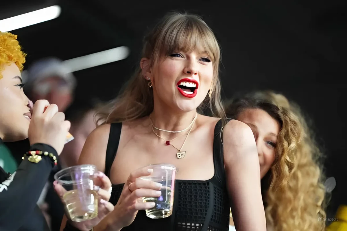 Thói quen giúp Taylor Swift duy trì vẻ đẹp quyến rũ