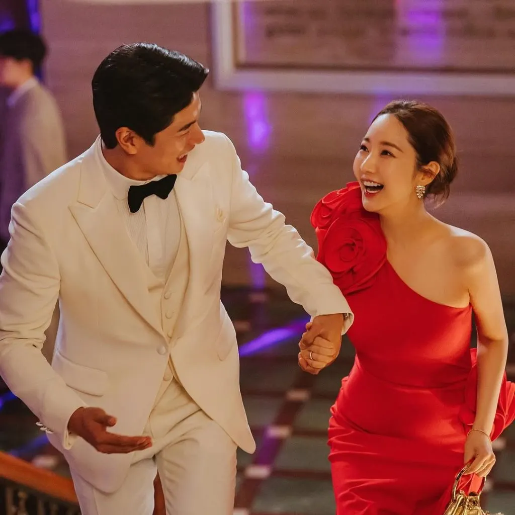 Thời trang đa phong cách của Park Min Young trong Thời trang đa phong cách của Park Min Young trong