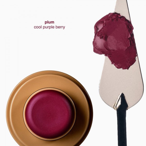 Trang điểm má hồng blueberry ngọt ngào như Hailey Bieber