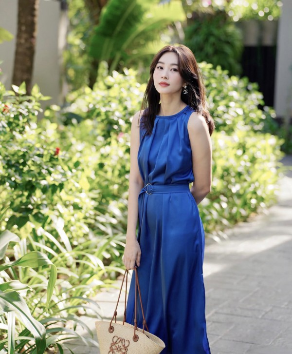 Trang phục của Đàm Thu Trang, Đặng Thu Thảo đơn giản mà vẫn đẹp