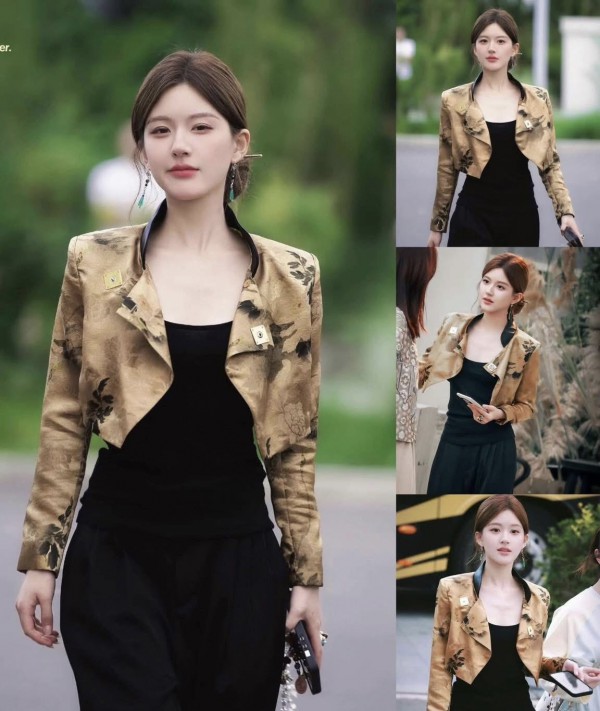 Triệu Lộ Tư tự phối 230 bộ trang phục khi đóng phim "Hãy để tôi toả sáng"