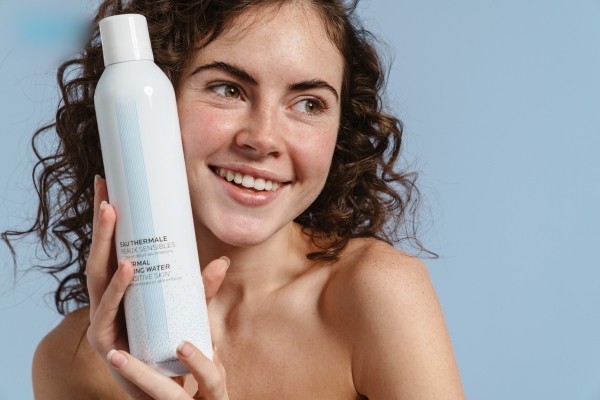 Xịt khoáng có thật sự cần thiết cho da?