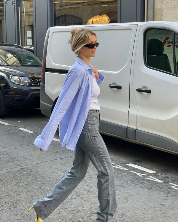 Xu hướng Clean Girl: thời trang tối giản, sang trọng 