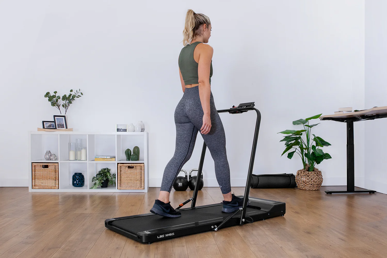 Xu hướng vận động 2025: Đi bộ dẫn đầu làn sóng sống khỏe