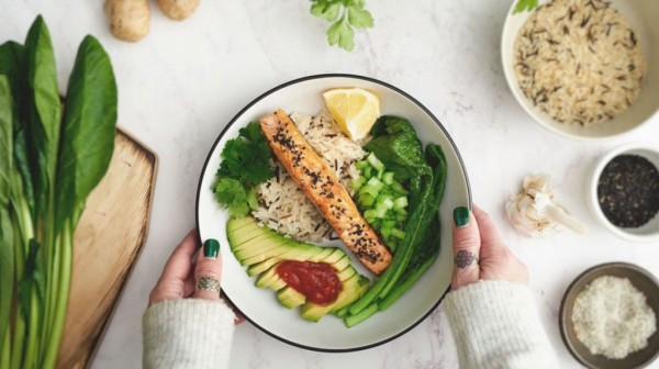 Ăn chế độ 80/20 giúp giảm cân mà vẫn thoải mái nhâm nhi món yêu thích