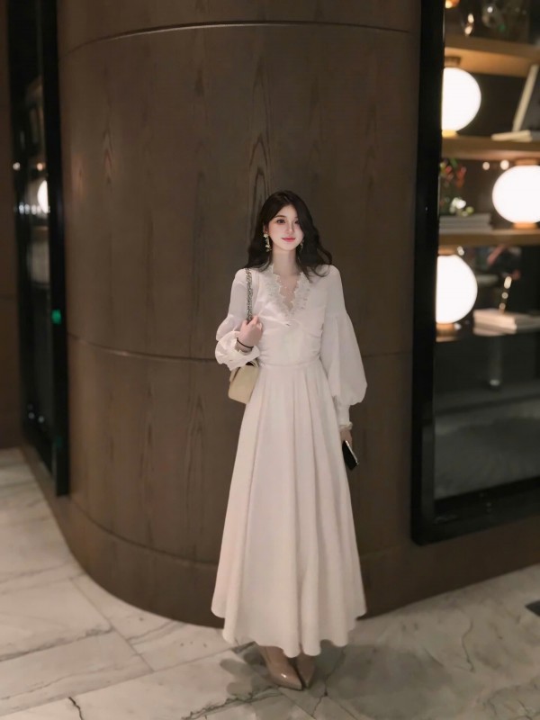 Đầm xòe được dự đoán là hot trend mùa xuân hè 2025 Đầm xòe được dự đoán là hot trend mùa xuân hè 2025