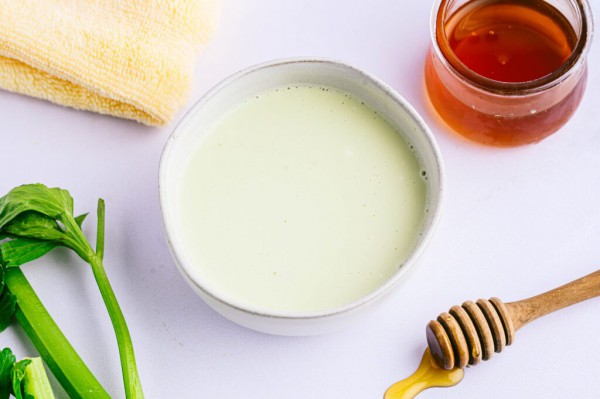 Đánh thức làn da mùa nắng từ... ngăn mát tủ lạnh&nbsp;
