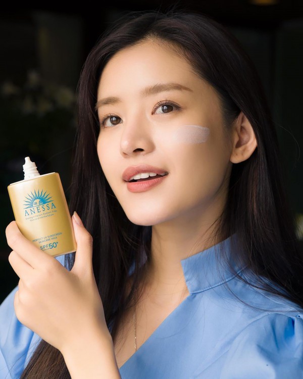 Kem chống nắng nào cũng SPF 50+ PA++++, làm sao để biết chống nắng nào tốt hơn? Kem chống nắng nào cũng SPF 50+ PA++++, làm sao để biết chống nắng nào tốt hơn?