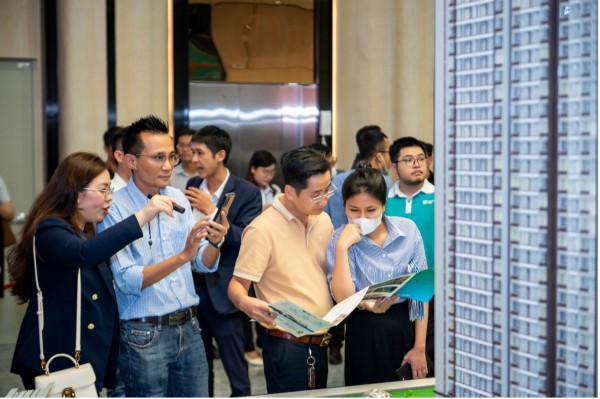 Happy One Mori ra mắt tổ hợp nhà mẫu hút gần 1.500 khách tham dự Happy One Mori ra mắt tổ hợp nhà mẫu hút gần 1.500 khách tham dự