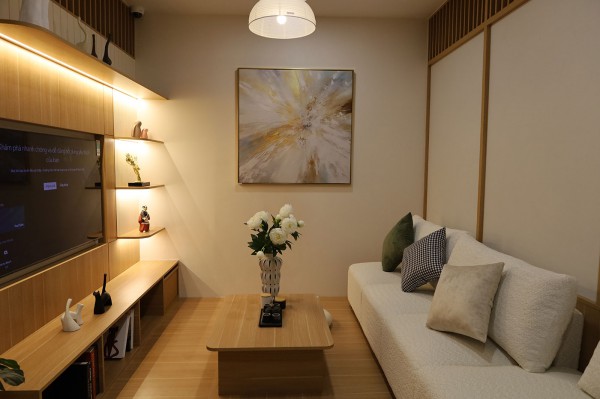 Nhà mẫu Bcons Center City thu hút khách ngay ngày đầu khai trương Nhà mẫu Bcons Center City thu hút khách ngay ngày đầu khai trương