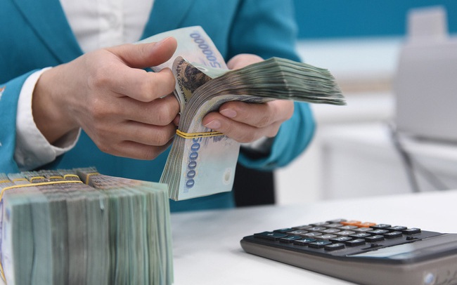 7 tháng, người dân gửi hơn nửa triệu tỷ đồng vào ngân hàng