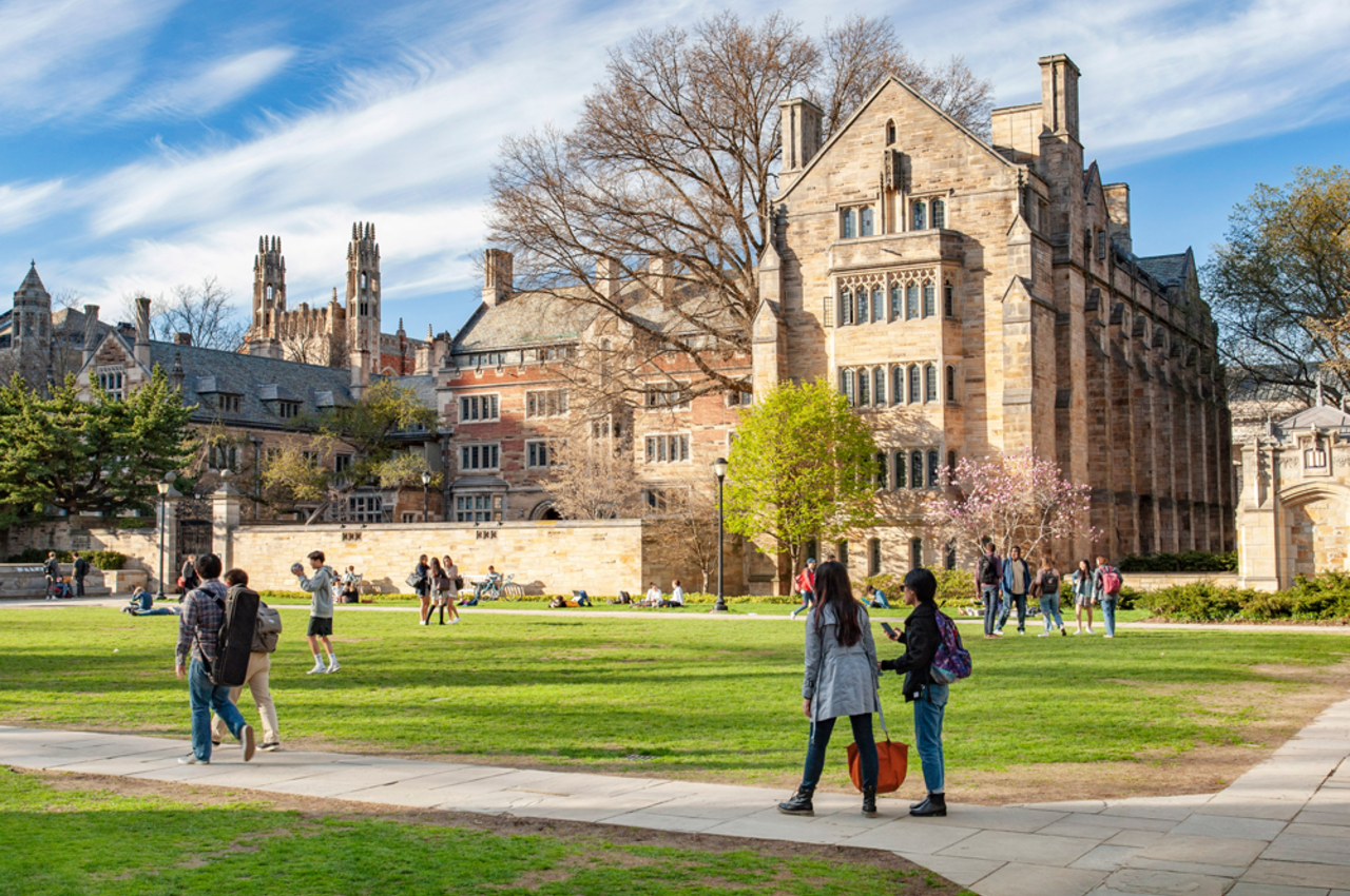 Không phải Harvard hay Yale, sinh viên tốt nghiệp trường này mới có lương cao nhất