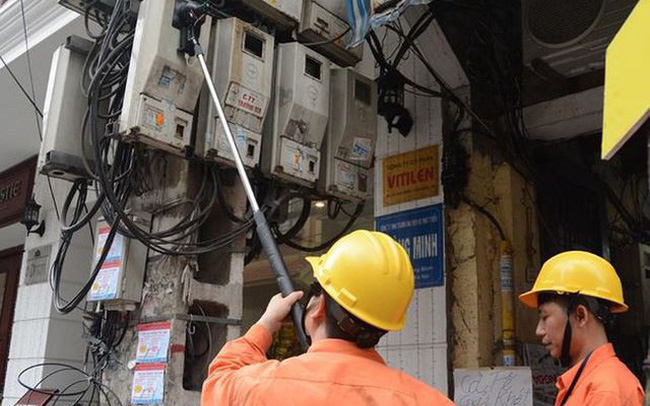 Mỗi hộ dân phải trả thêm bao nhiêu tiền khi tăng giá điện?