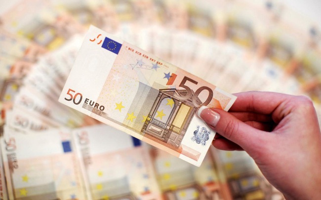 Triển vọng lãi suất của ECB khi đồng euro mạnh lên