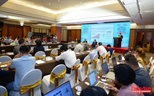 18/12: Diễn đàn “Xây dựng thị trường năng lượng cạnh tranh, minh bạch: Thách thức và cơ hội cho doanh nghiệp” 18/12: Diễn đàn “Xây dựng thị trường năng lượng cạnh tranh, minh bạch: Thách thức và cơ hội cho doanh nghiệp”