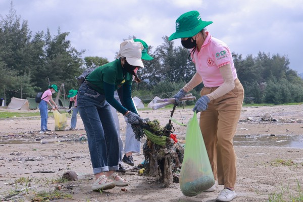 C.P. Việt Nam: Hưởng ứng “Ngày Quốc tế làm sạch biển 2024”