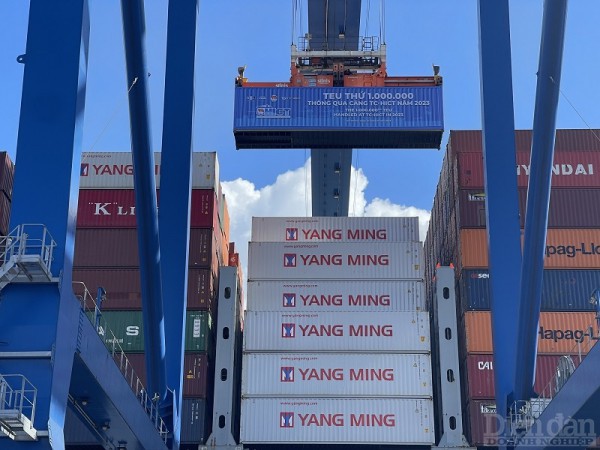 Cảng Container Quốc tế Tân cảng Hải Phòng đón TEU 1 triệu thông qua