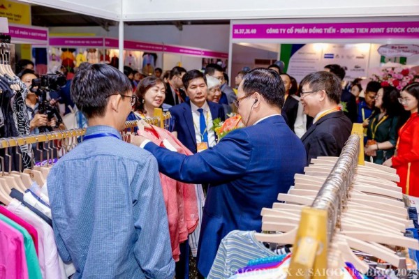 Cơ hội để doanh nghiệp ngành dệt may mở rộng chuỗi cung ứng Cơ hội để doanh nghiệp ngành dệt may mở rộng chuỗi cung ứng