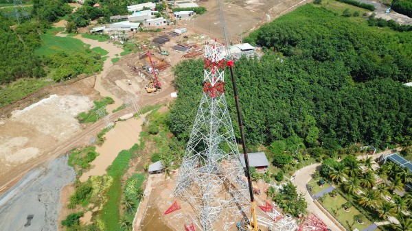 Công ty Truyền tải điện 4 góp phần đưa cao tốc Biên Hòa - Vũng Tàu tăng tốc về đích