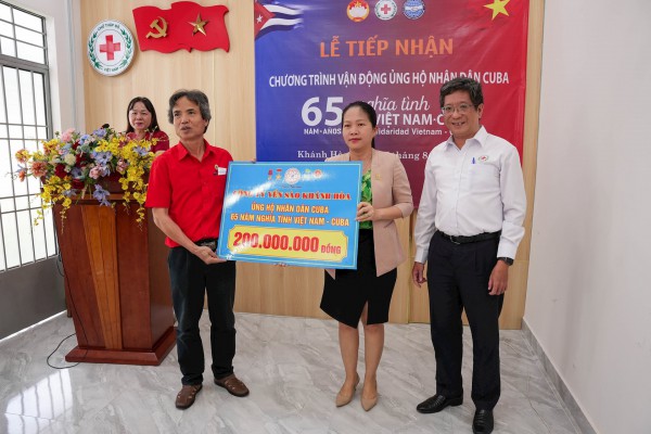 Công ty Yến sào Khánh Hòa – Chung tay vun đắp nghĩa tình Việt Nam – Cuba Công ty Yến sào Khánh Hòa – Chung tay vun đắp nghĩa tình Việt Nam – Cuba