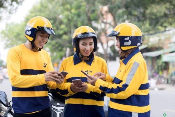 Cuộc đua AI giữa các nền tảng gọi xe và giao hàng tại Việt Nam Cuộc đua AI giữa các nền tảng gọi xe và giao hàng tại Việt Nam