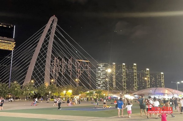 Doanh nghiệp Việt đồng hành dựng xây Tổ quốc Doanh nghiệp Việt đồng hành dựng xây Tổ quốc