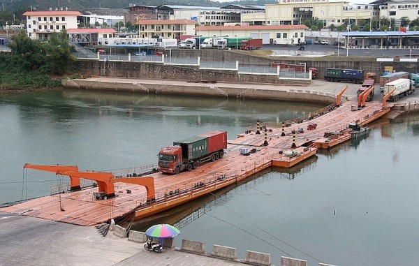 Doanh nghiệp "gặp khó" khi xuất khẩu thủy sản tươi sống sang Trung Quốc Doanh nghiệp "gặp khó" khi xuất khẩu thủy sản tươi sống sang Trung Quốc