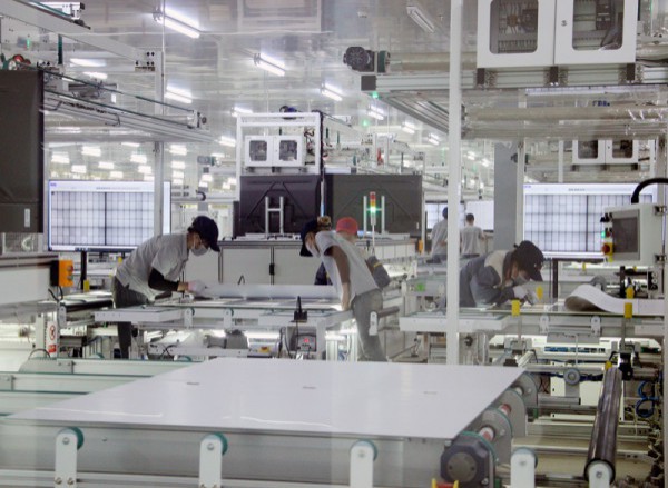 Doanh nghiệp trong các khu công nghiệp Quảng Ninh vào guồng sản xuất