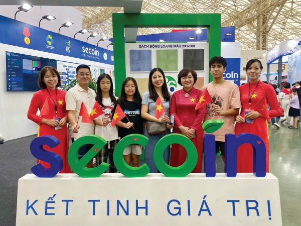 Doanh nhân Đinh Hoài Giang: Kiên định với con đường đã chọn Doanh nhân Đinh Hoài Giang: Kiên định với con đường đã chọn