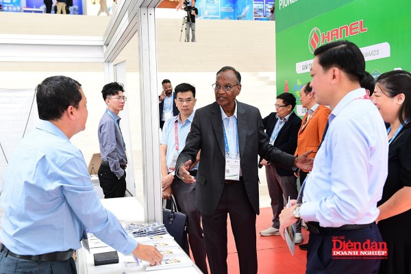 FIATA World Congress 2025: Thúc đẩy chuyển đổi xanh, nâng cao khả năng thích ứng của ngành logistics FIATA World Congress 2025: Thúc đẩy chuyển đổi xanh, nâng cao khả năng thích ứng của ngành logistics