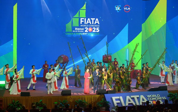 FIATA World Congress 2025: Thúc đẩy chuyển đổi xanh, nâng cao khả năng thích ứng của ngành logistics FIATA World Congress 2025: Thúc đẩy chuyển đổi xanh, nâng cao khả năng thích ứng của ngành logistics