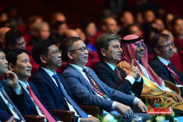 FIATA World Congress 2025: Thúc đẩy chuyển đổi xanh, nâng cao khả năng thích ứng của ngành logistics FIATA World Congress 2025: Thúc đẩy chuyển đổi xanh, nâng cao khả năng thích ứng của ngành logistics