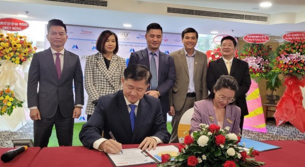 Hội Marketing Việt Nam ký kết biên bản ghi nhớ với nhiều đối tác