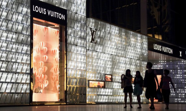 Khi Louis Vuitton đi bán … đồ gia dụng