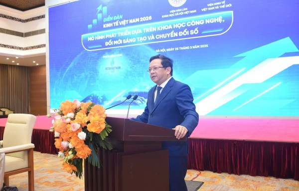 Kinh tế Việt Nam trước bước ngoặt chuyển đổi mô hình phát triển