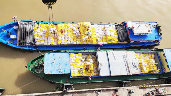 Logistics cho nông sản ĐBSCL: "Khơi dòng" cho vận tải đường thuỷ
