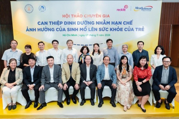 Mead Johnson Nutrition Việt Nam: Hỗ trợ giải pháp dinh dưỡng phù hợp cho trẻ sinh mổ