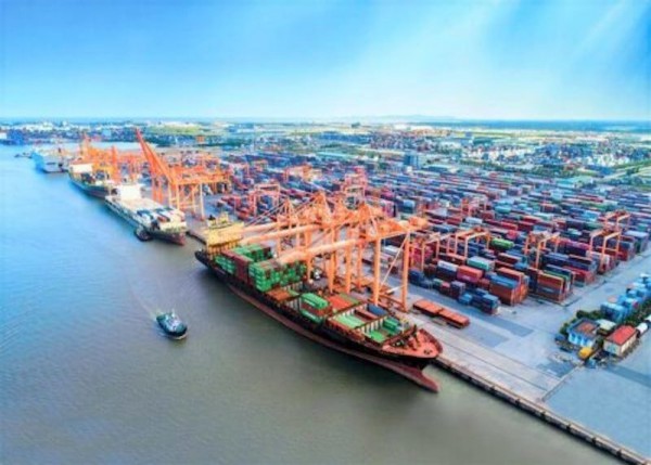 Mỹ áp thuế 46% với Việt Nam: AmCham đề xuất hoãn