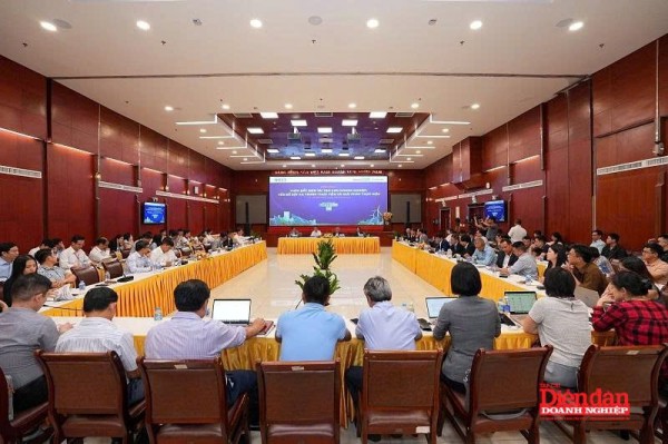 NĂNG LƯỢNG TÁI TẠO: Cơ chế tạo cơ hội lớn cho doanh nghiệp NĂNG LƯỢNG TÁI TẠO: Cơ chế tạo cơ hội lớn cho doanh nghiệp