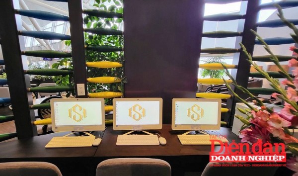 Nép mình bên Sông Hồng, nghe Hà Nội kể chuyện ngàn năm Nép mình bên Sông Hồng, nghe Hà Nội kể chuyện ngàn năm