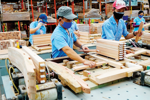 Ngành gỗ thoát khỏi “vùng an toàn” gia công Ngành gỗ thoát khỏi “vùng an toàn” gia công
