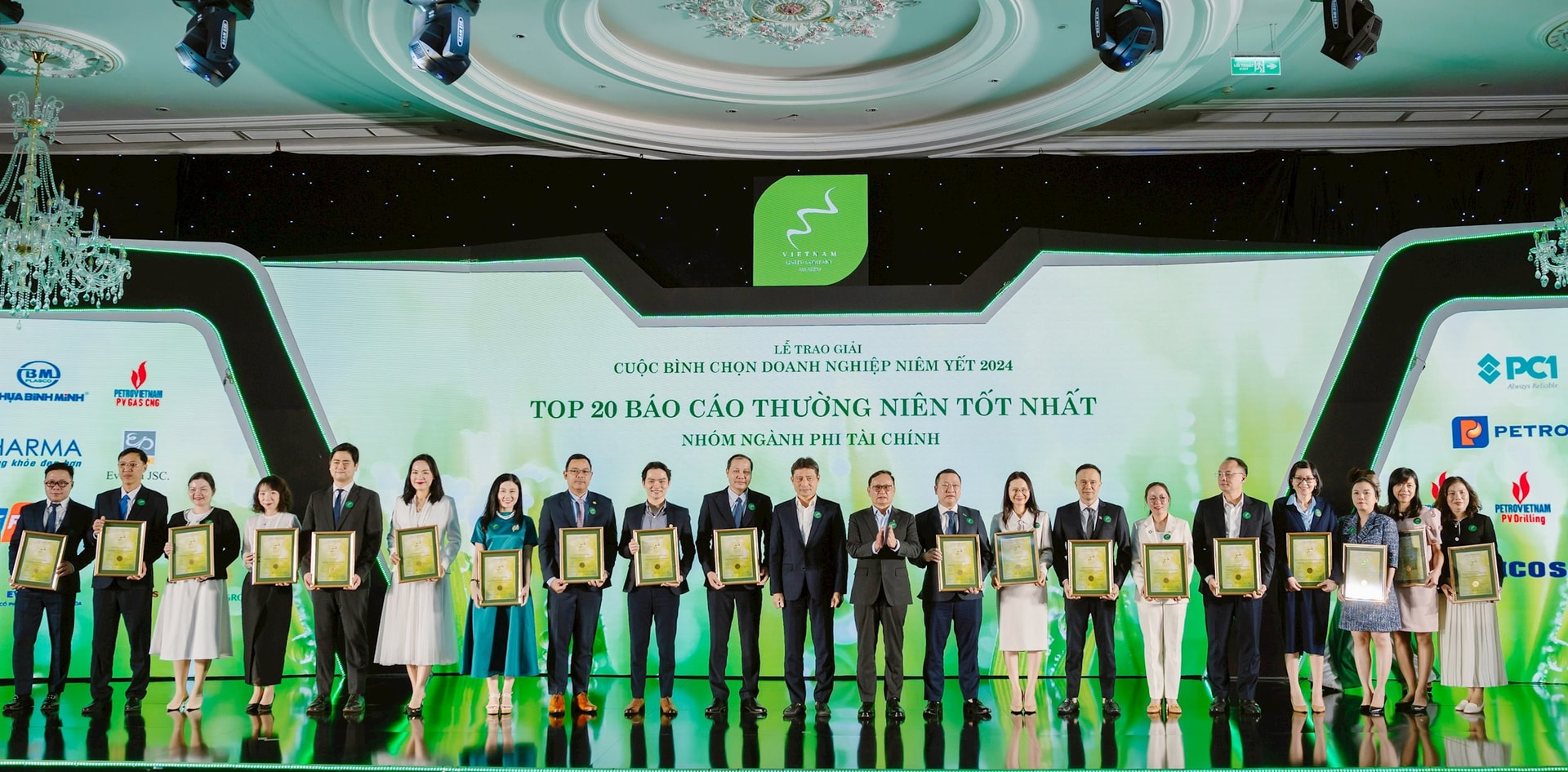 PV GAS CNG nhận giải Top 20 Báo cáo thường niên tốt nhất 2024