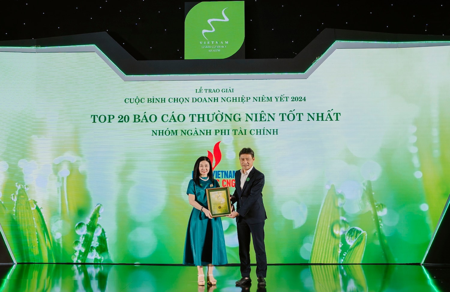 PV GAS CNG nhận giải Top 20 Báo cáo thường niên tốt nhất 2024