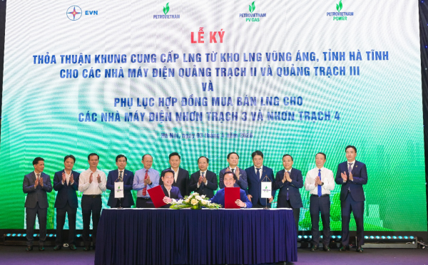 PV GAS ký kết các thỏa thuận LNG quy mô lớn, mở rộng hạ tầng cung ứng khí PV GAS ký kết các thỏa thuận LNG quy mô lớn, mở rộng hạ tầng cung ứng khí